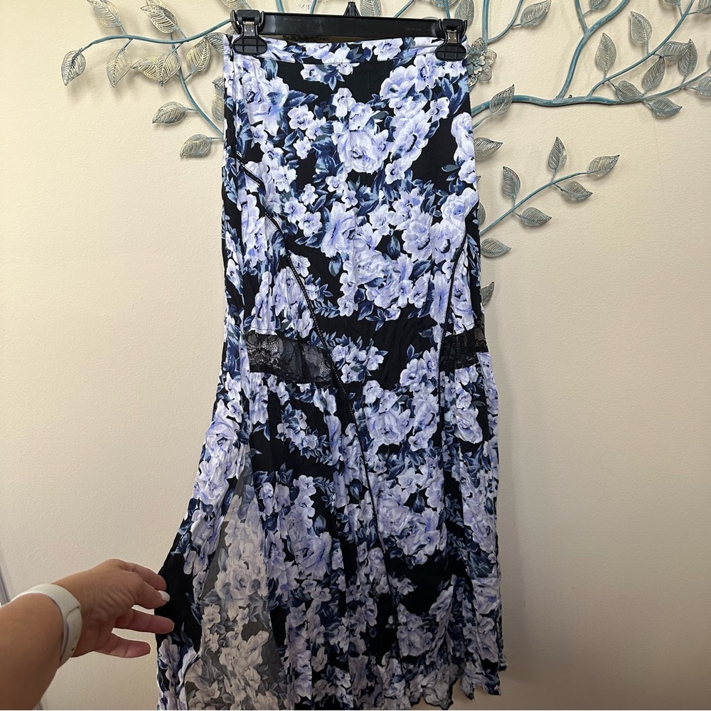 MINKPINK Floral Maxi Skirt | Black Navy White Moonlit Fountain Sz XS